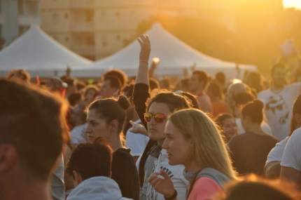 Organiser une soirée sur une plage privée