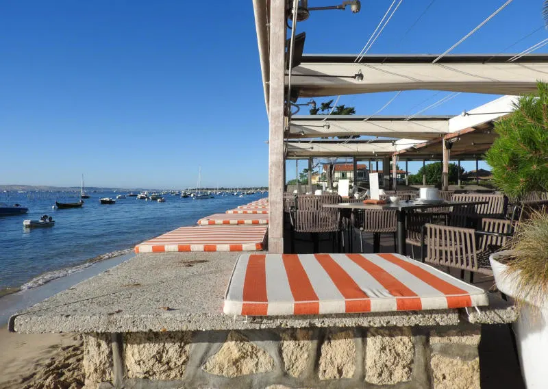 Pinasse Café